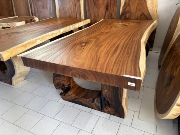 Tavolo in legno massello con gambe tronco d'albero J09 L250cm - immagine 3
